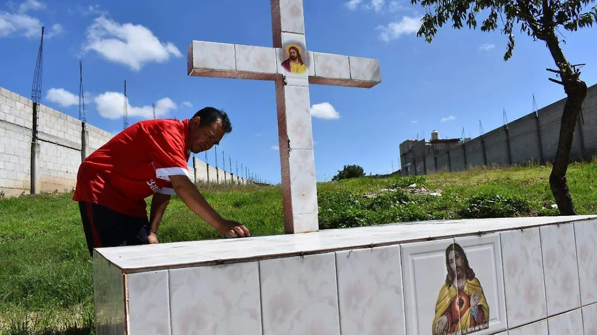 Niño del puente, Contla 1